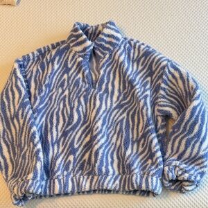 H&M Women's Blue and White Fleece Pullover - Small